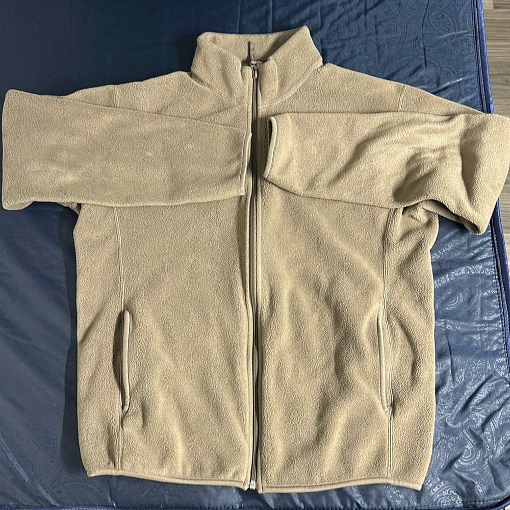Uniqlo Brown Sherpa Sweater